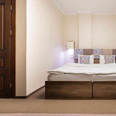 Private Rooms In Hotel Lift 1R Буковел Екстериор снимка